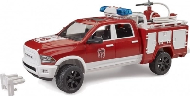 Bruder Feuerwehrfahrzeug RAM 2500 mit Licht- und Geräuscheffekten