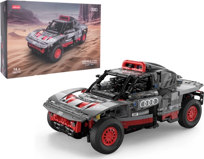 Bausatz des Audi RS Q e-tron von RASTAR im Maßstab 1:8, grau