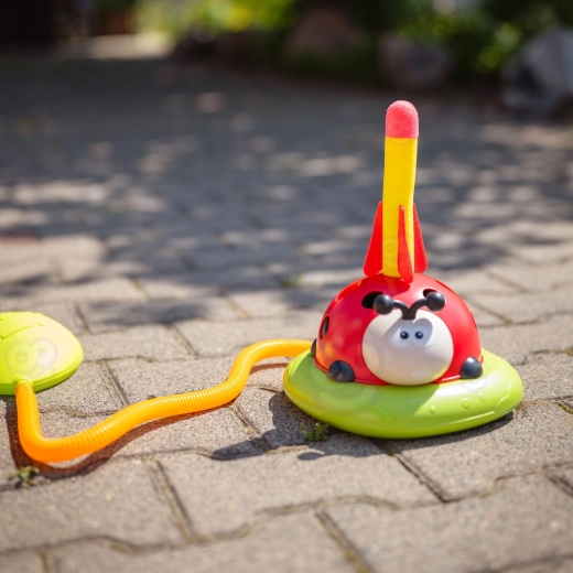 Luftbetriebener Raketenwerfer ohne Batterien