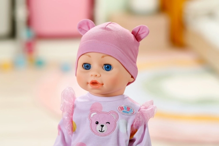 Niedliches Aussehen und weiche Kleidung