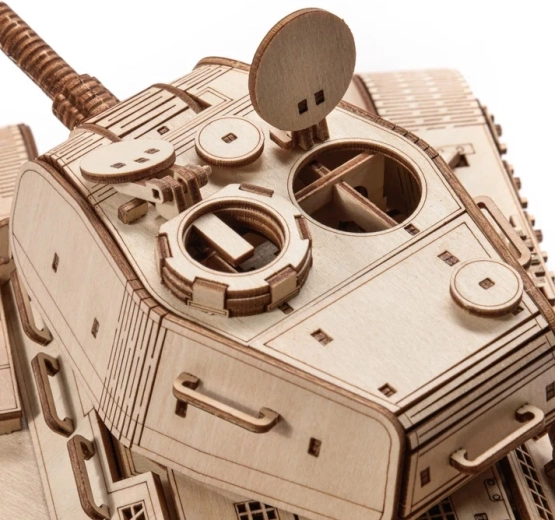 Beweglicher Turm und ausgearbeitete mechanische Details