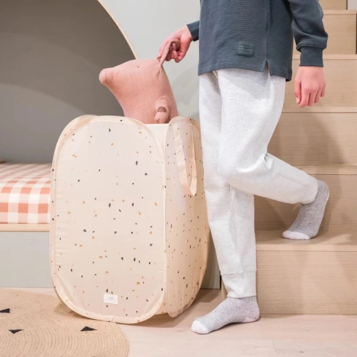 Robustes wasserabweisendes Material aus recyceltem Polyester