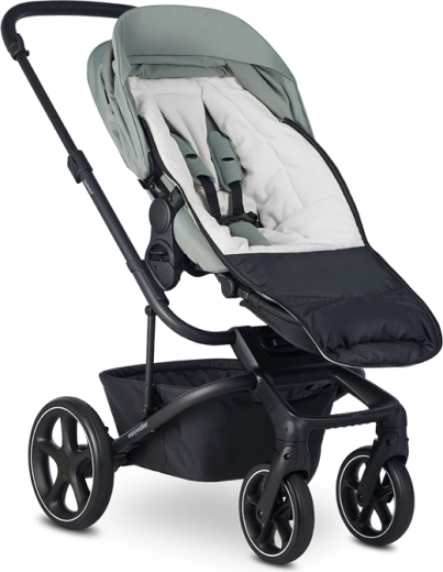 Universeller Fußsack für den Kinderwagen
