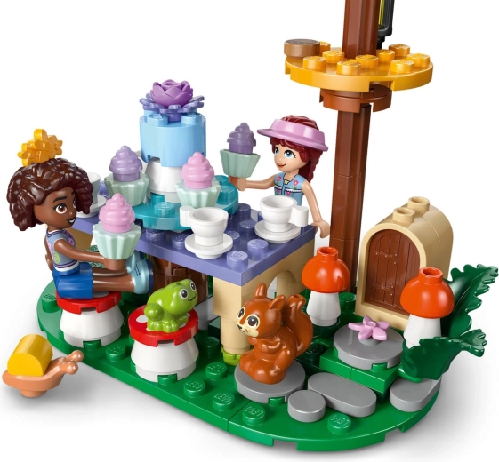Zauberhafte Wald-Tee-Party
