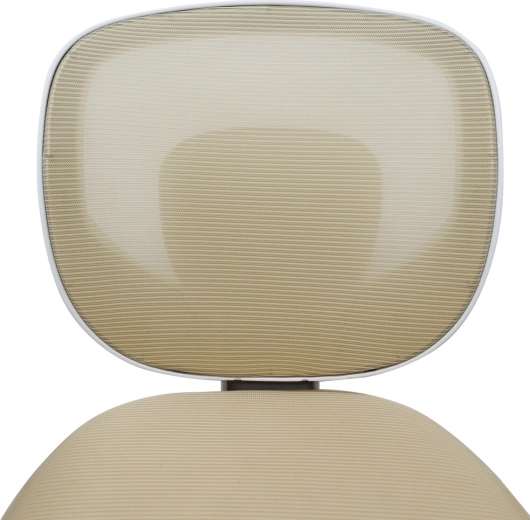 Atmungsaktiver Bezug und ergonomische Form