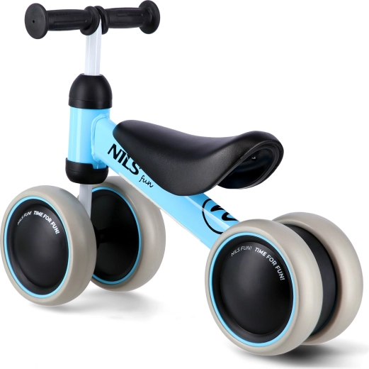 Vier breite Räder für maximale Stabilität