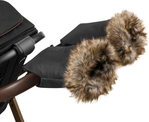 Einfache Montage an den meisten Kinderwagen