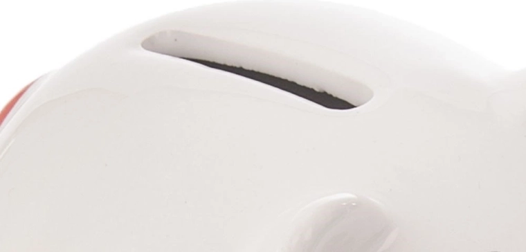 Praktische Öffnung zum Entnehmen von Geld