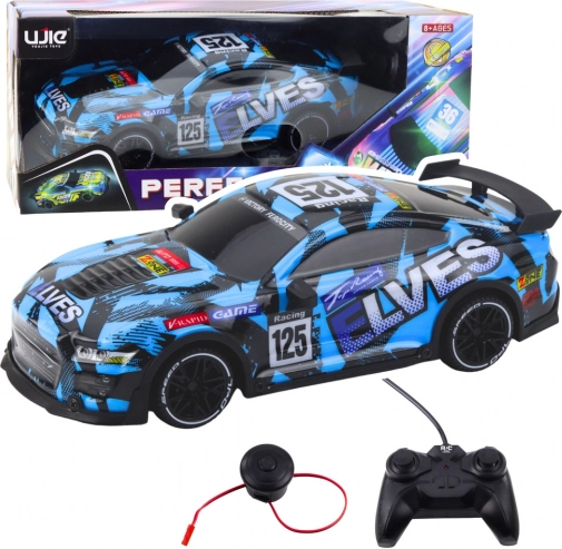 RC Sportwagen mit Fernsteuerung – blau
