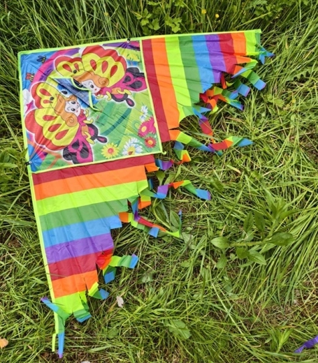 Bunte Ausführung, die am Himmel gut zu sehen ist