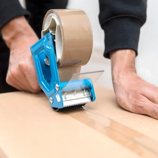 Schnelles Verpacken mit Abroller