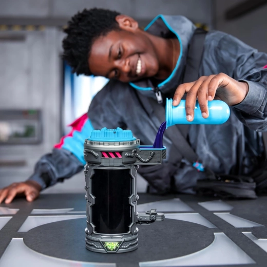 Interaktive Laborkapsel und Bestien-Enthüllung