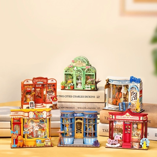 Kollektion von Mini-Läden für eine einzigartige Dekoration