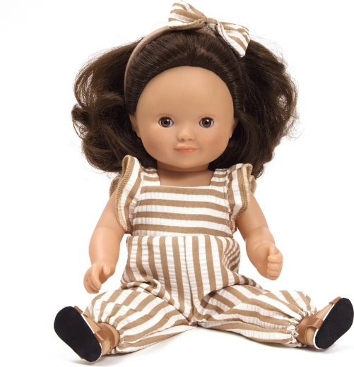 Niedliches Outfit mit Accessoires