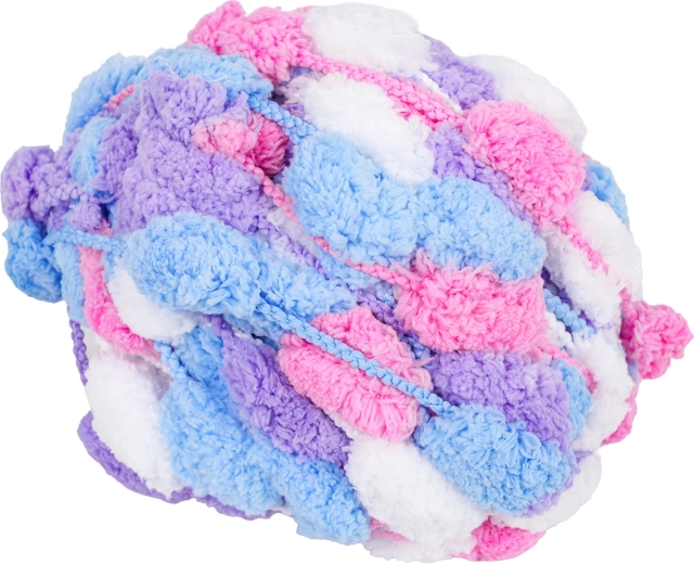 Weiche Pom‑Pom‑Wolle für einen flauschigen Look