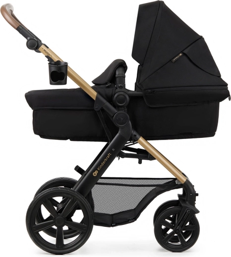 2-in-1-Sitz: Babywanne und Sportwagen ohne unnötiges Verstauen