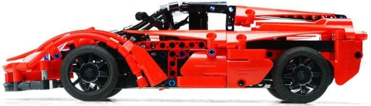 2,4‑GHz‑Fernsteuerung mit bis zu 25 m Reichweite