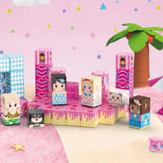 Bunte Drucke und Motive für fantasievolles Rollenspiel