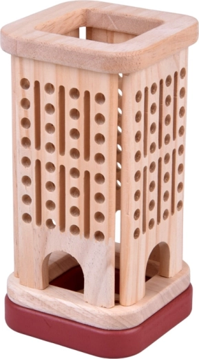 Stabiler Holzturm für sicheres Spiel
