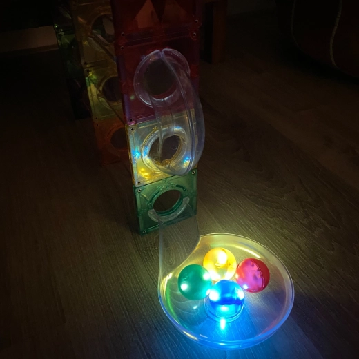 Leuchtende Kugeln für einzigartigen Spielspaß