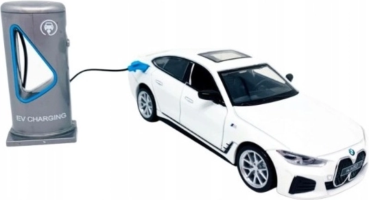 MSZ elektrisches Modell BMW i4 M50 weiß