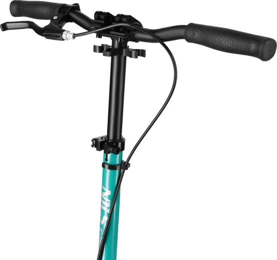 Höhenverstellbarer Lenker und Handbremse für mehr Kontrolle