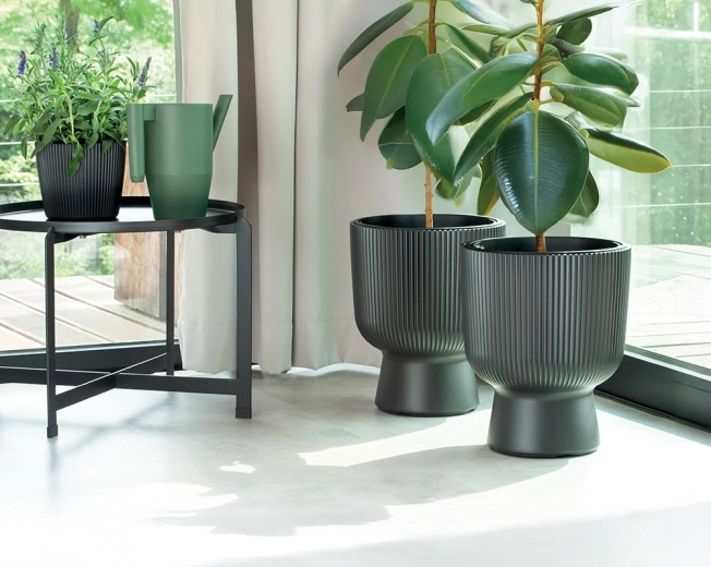 Modernes geripptes Design für Wohnung und Terrasse