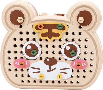 Praktischer Koffer in Bärenform