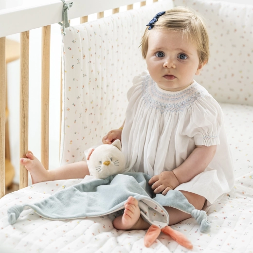 Knoten und Etiketten für leichtes Greifen