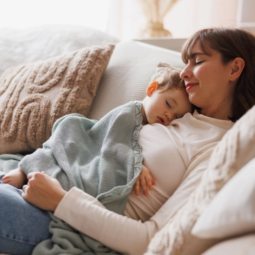 Praktische Größe für Babybett und Kinderwagen