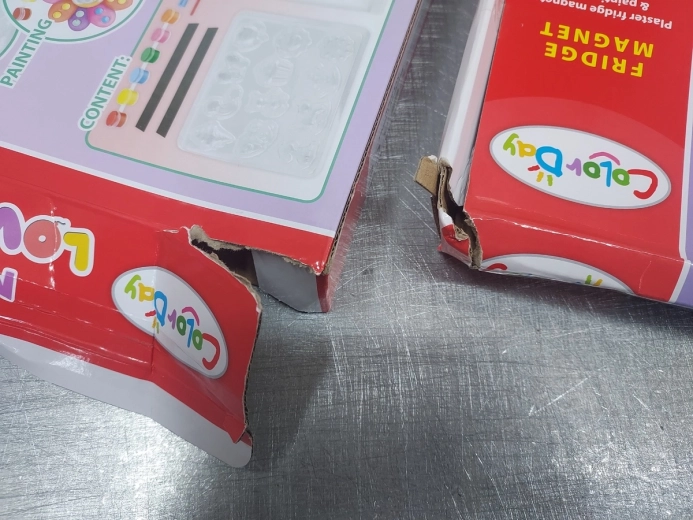Reduziert wegen beschädigter Verpackung