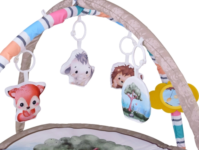 Weiche Bögen mit Spielzeug zur Förderung der Koordination