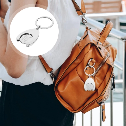 Einfach an Schlüssel oder Rucksack zu befestigen