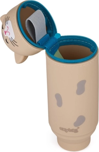 Praktische Innenaufteilung und sicherer Reißverschluss