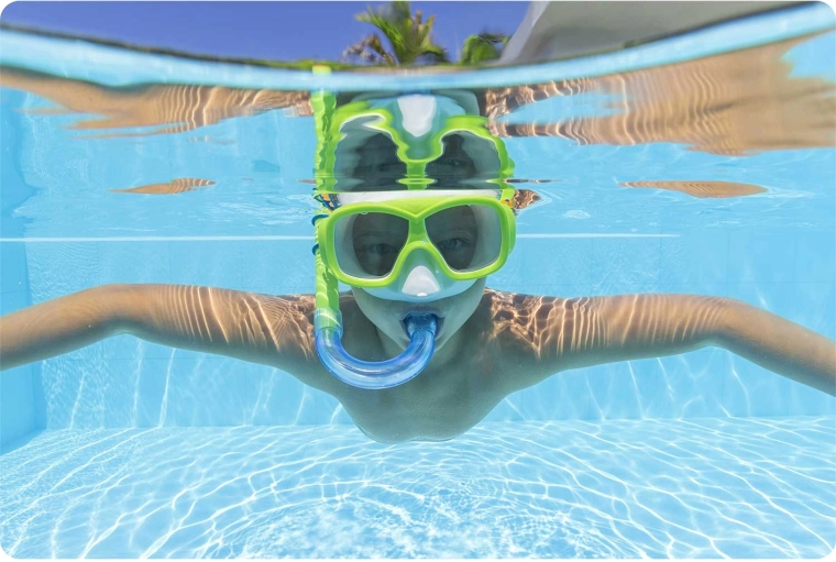 Angenehmes Atmen mit Schnorchel und Ausblasventil