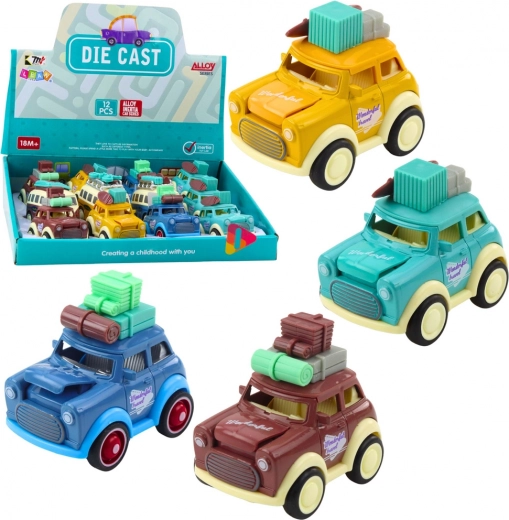 Metallisches Retro-Reiseauto mit Federantrieb und hüpfender Motorhaube