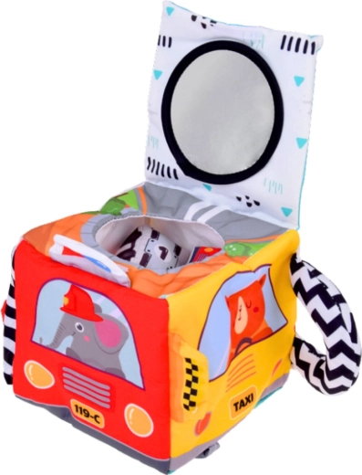 Spiegel und raschelnde Elemente für sinnliche Entdeckungen