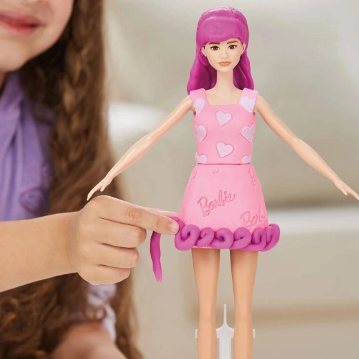 Modische Veränderungen mit Barbie