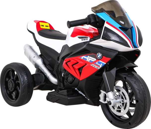 LED-Frontlichter und realistische Details