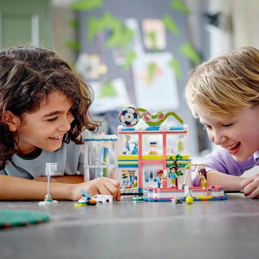 Bauen mit LEGO Builder und die Welt von Heartlake City
