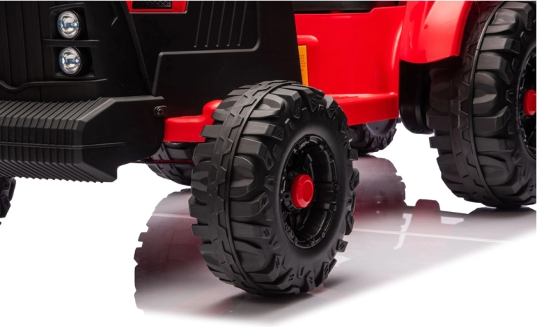 Geländereifen und stabiles Fahrwerk