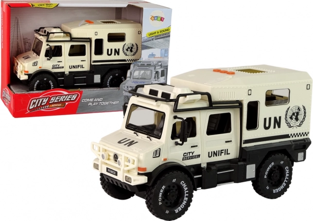 Städtischer Geländewagen mit Licht und Sound, öffnenden Türen, 1:14