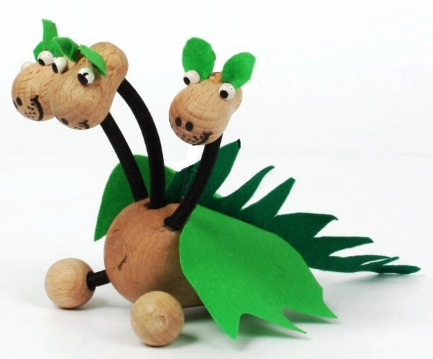 Gerlich hölzerne Marionette dreiköpfiger Drache