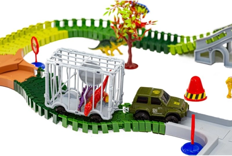 Geländewagen, Anhänger und Dinosaurier-Abenteuer