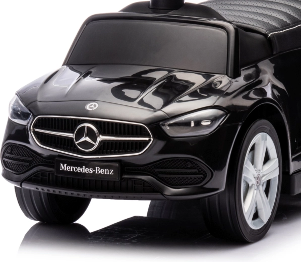 Realistisches Mercedes‑Benz Design