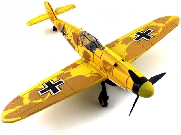 Plastikmodellflugzeug BF-109 1:48