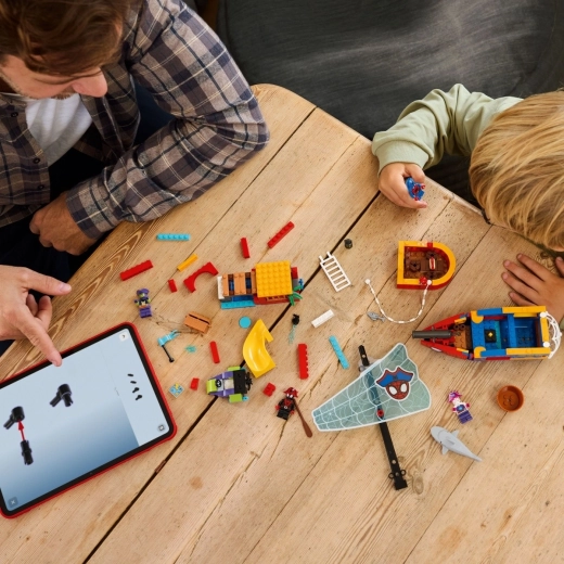 Bauen mit Unterstützung für die Jüngsten