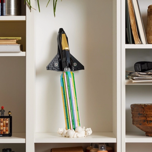 Ausgefeilte Details für erwachsene Baumeister