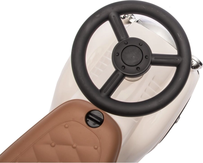 Lenkrad mit Hupe für Fahrspaß