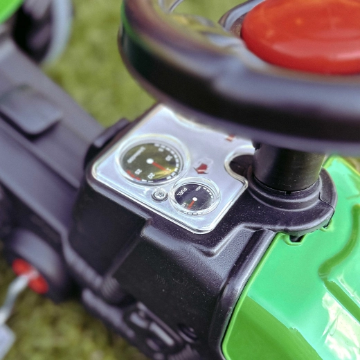 Patentierte Lenkung und Hupe am Lenkrad